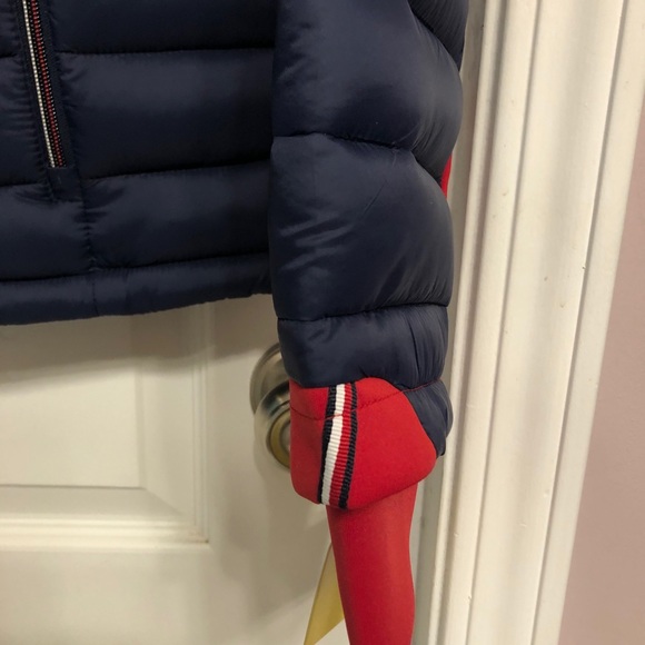 Tommy Hilfiger Jacket - Picture 5 of 8